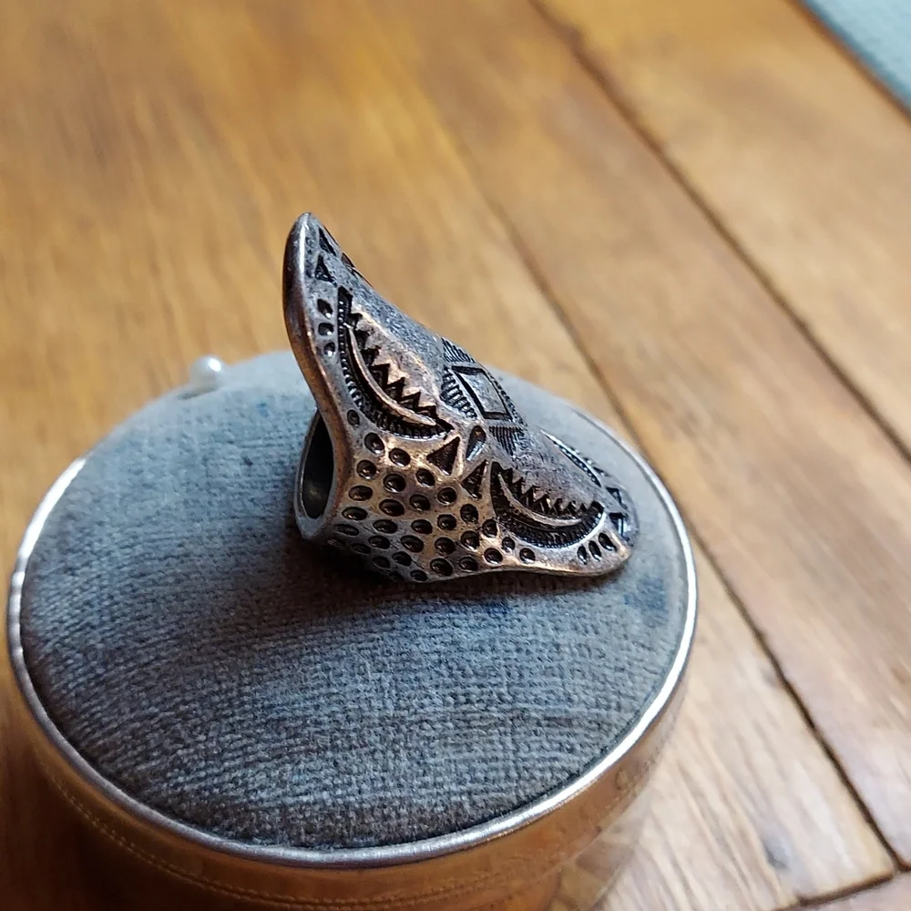 Vintage Large Long Silver Statement Ring - Picture 4 of 11